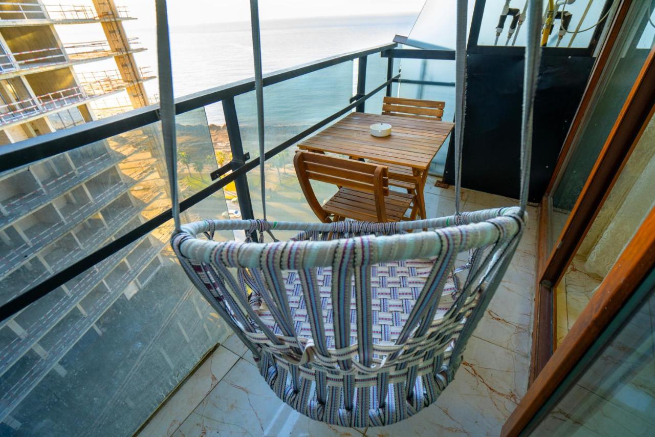 Your Studio On The Beach! Batumi Kültér fotó
